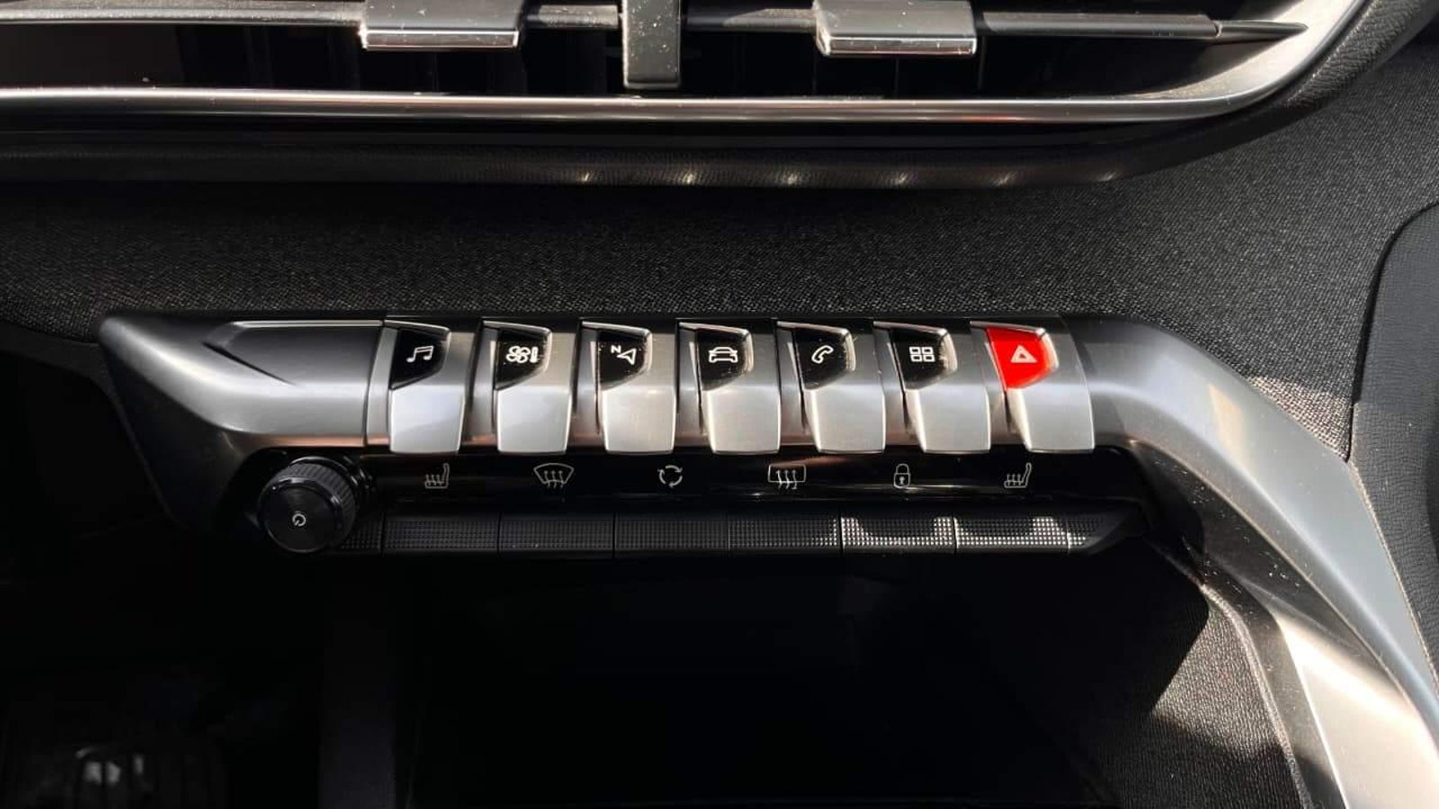 Peugeot 3008 2018 - Imagen 19 de 20
