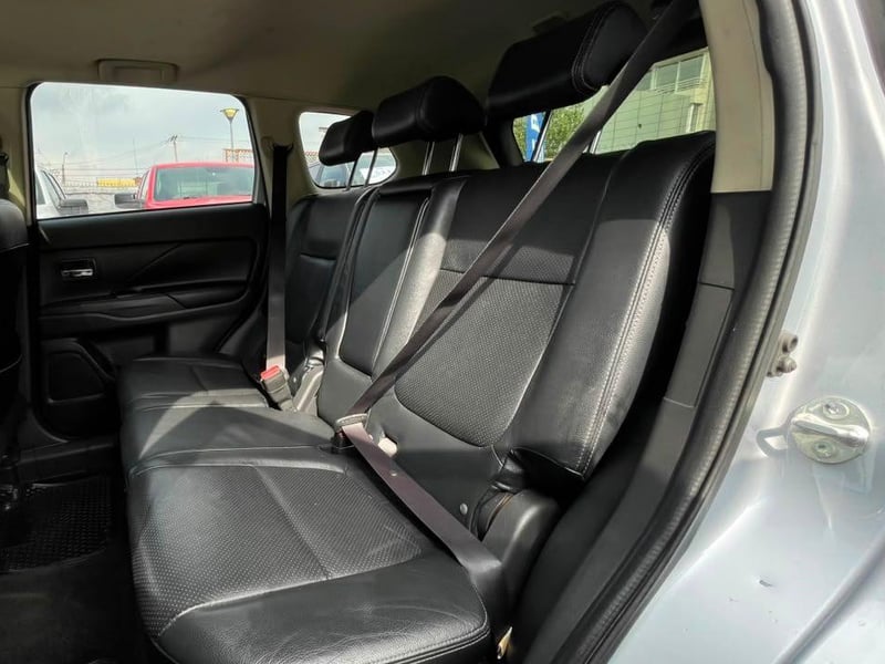 Mitsubishi OUTLANDER 2014 - Imagen 6 de 18