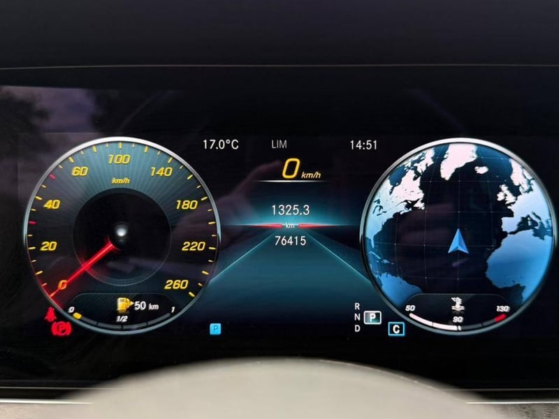 Mercedes-Benz E200 2021 - Imagen 13 de 20