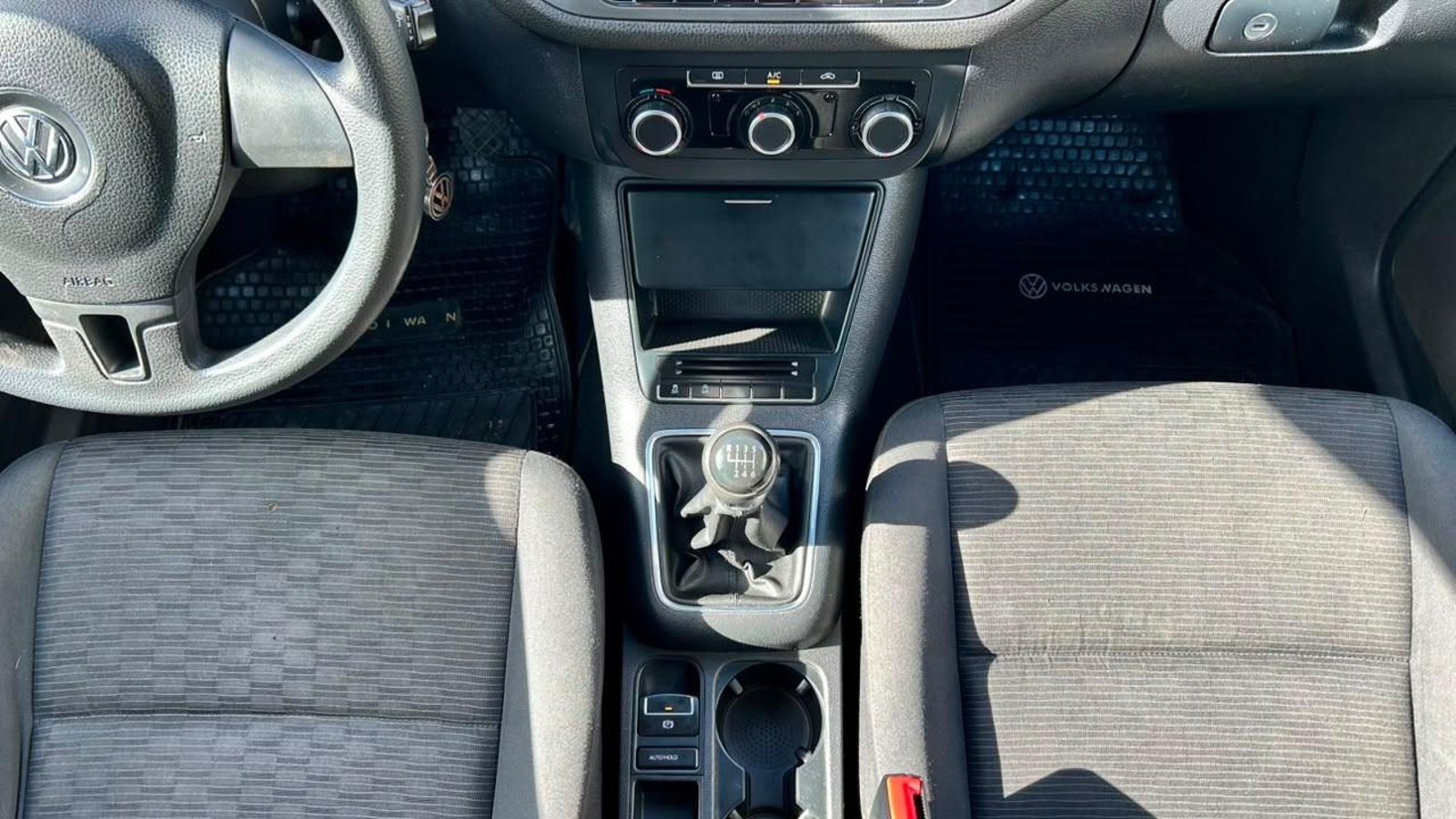 Volkswagen Tiguan 2015 - Imagen 16 de 20