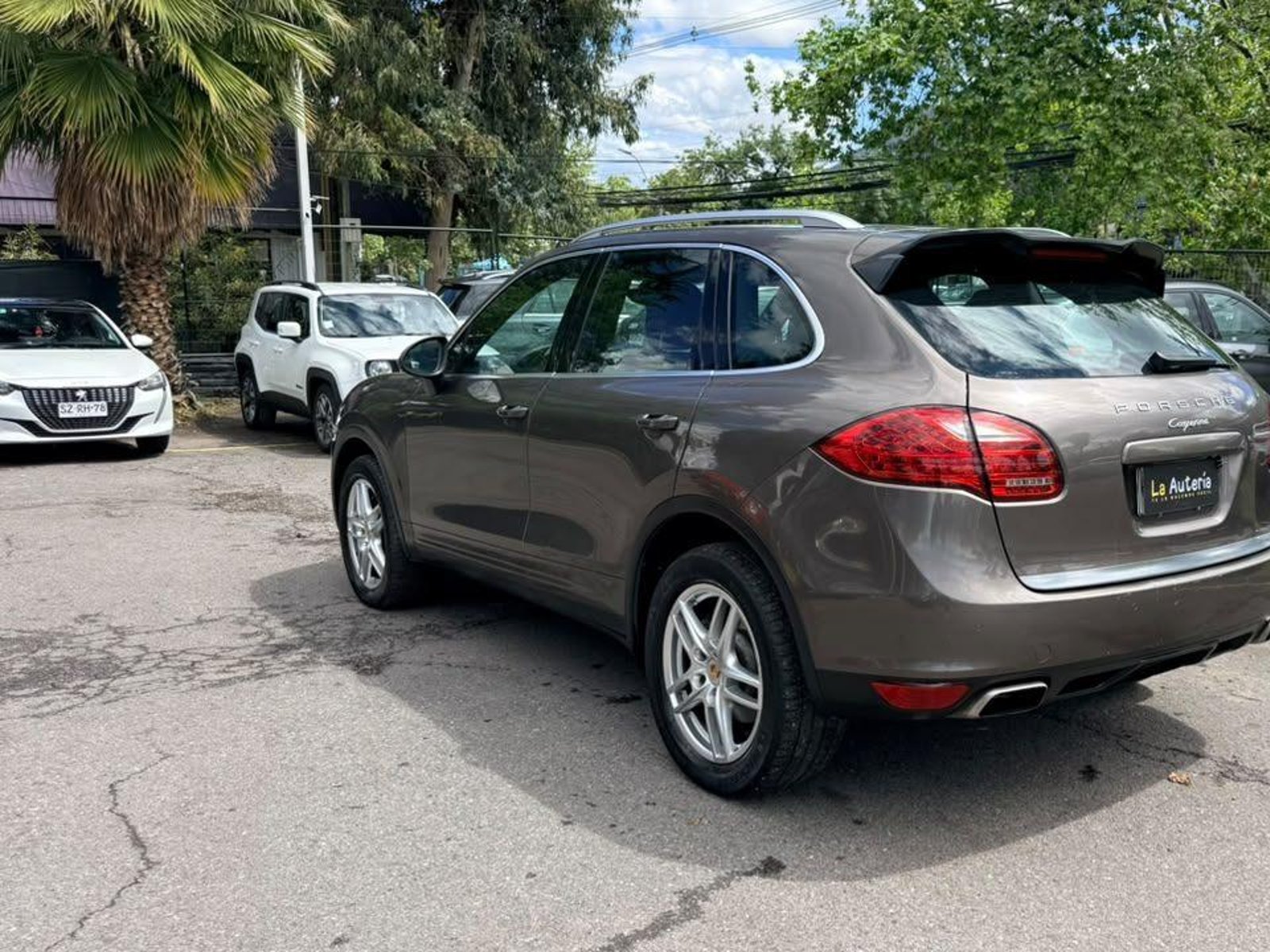Porsche CAYENNE 2014 - Foto 3 de 20