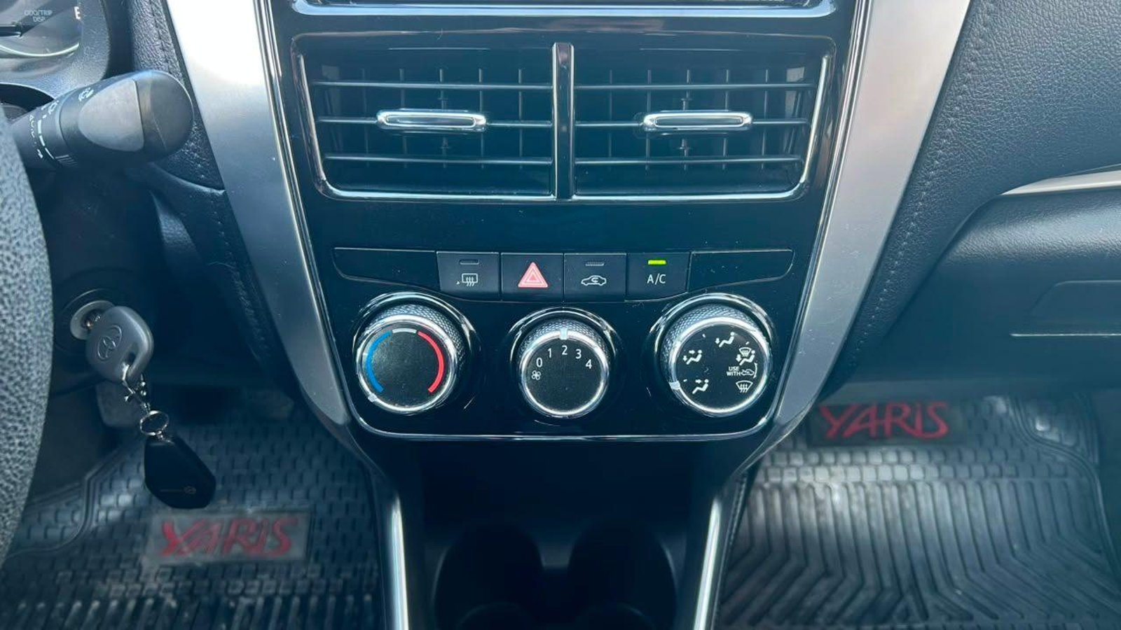 Toyota YARIS 2019 - Imagen 13 de 20