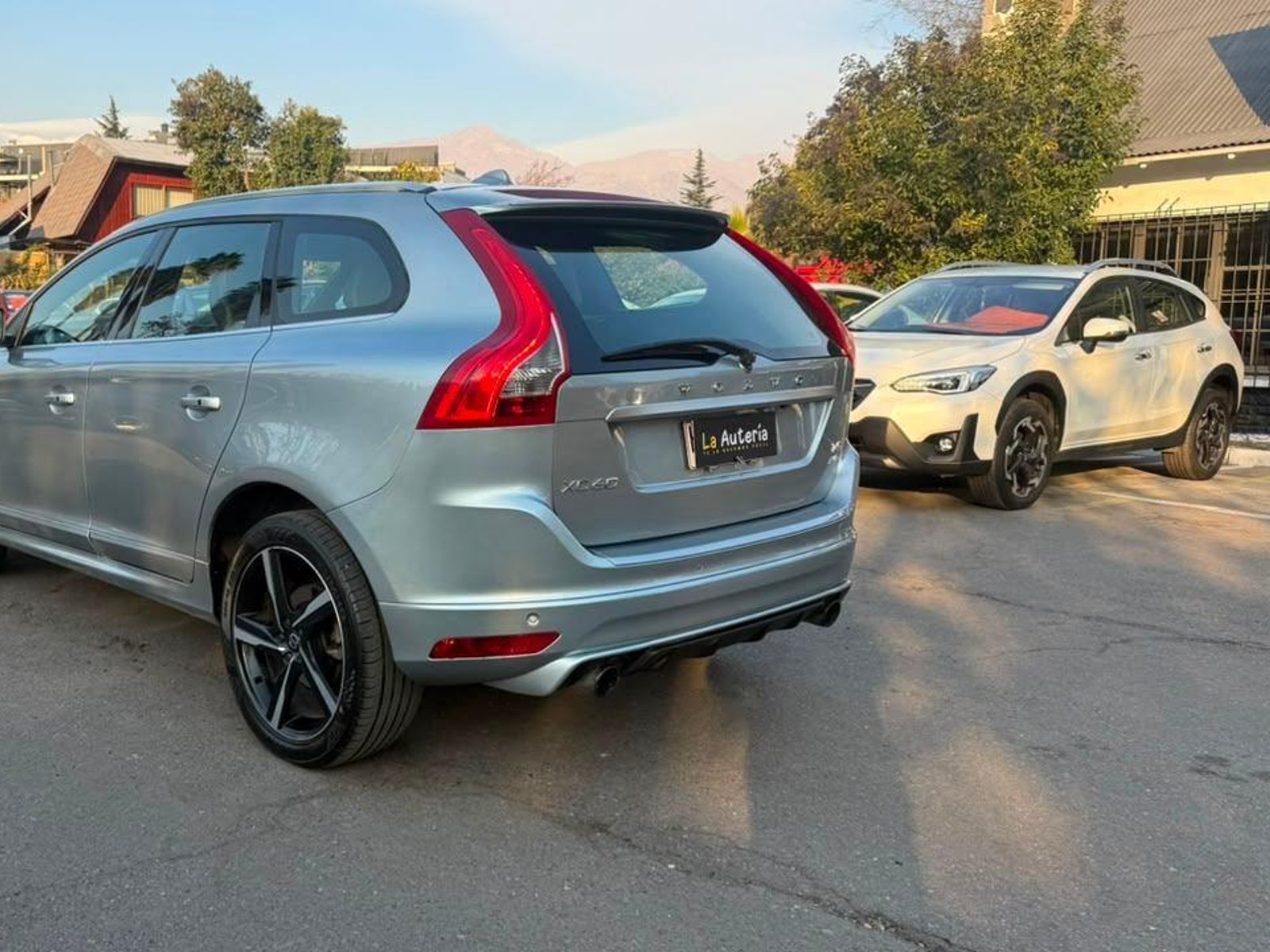 Volvo XC60 2016 - Foto 4 de 20