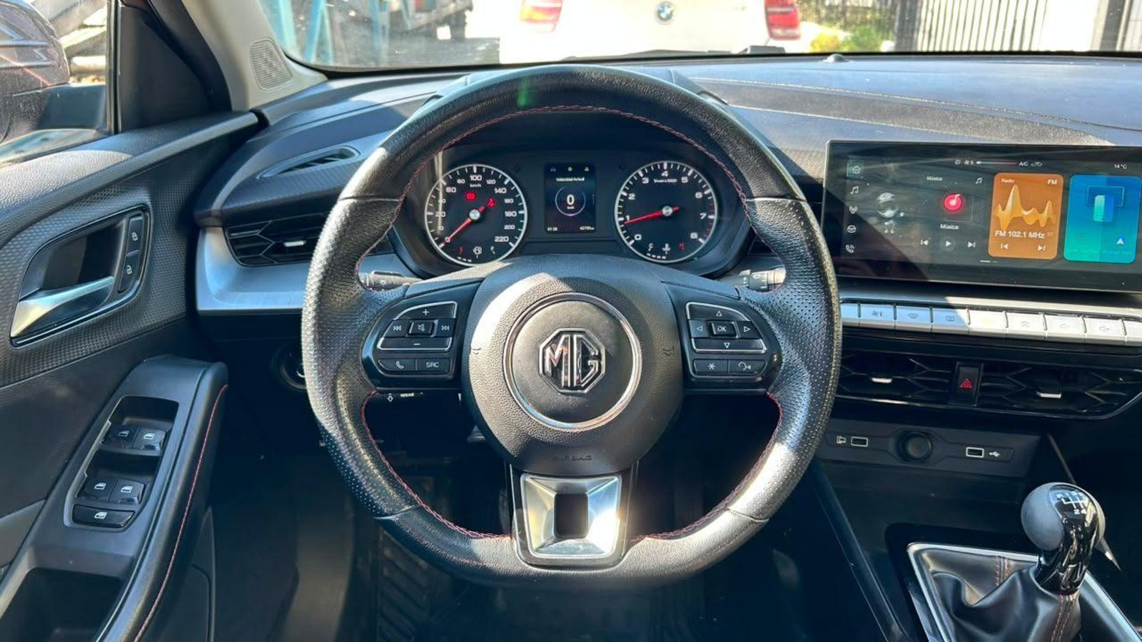 MG GT 2023 - Imagen 10 de 20
