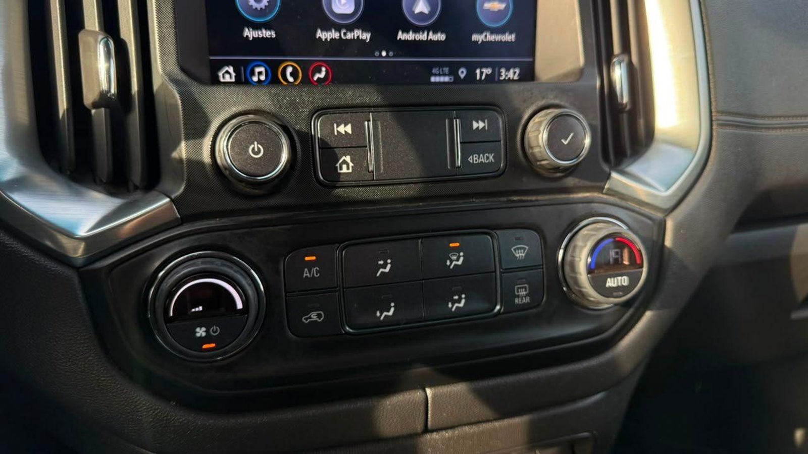 CHEVROLET COLORADO 2023 - Imagen 15 de 20