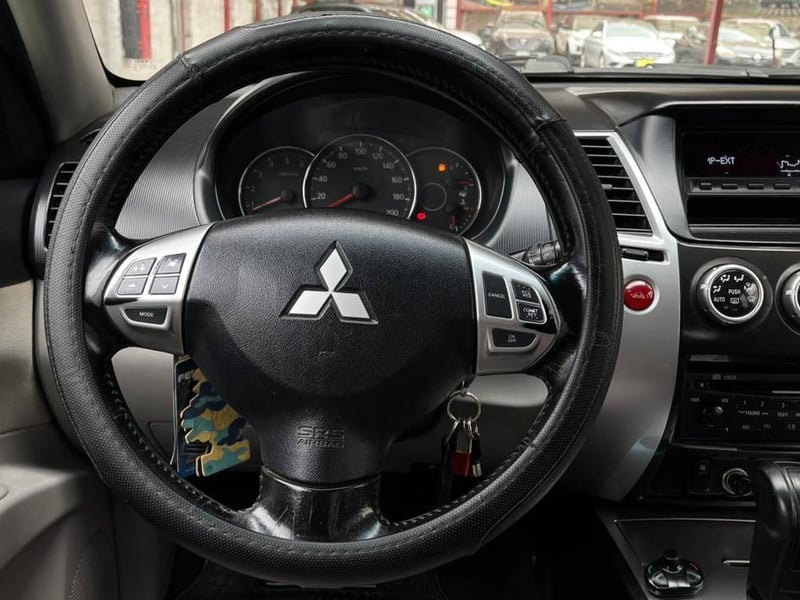 Mitsubishi Montero Sport 2013 - Imagen 9 de 14