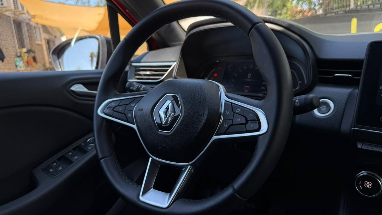 Renault Clio 2023 - Imagen 8 de 20