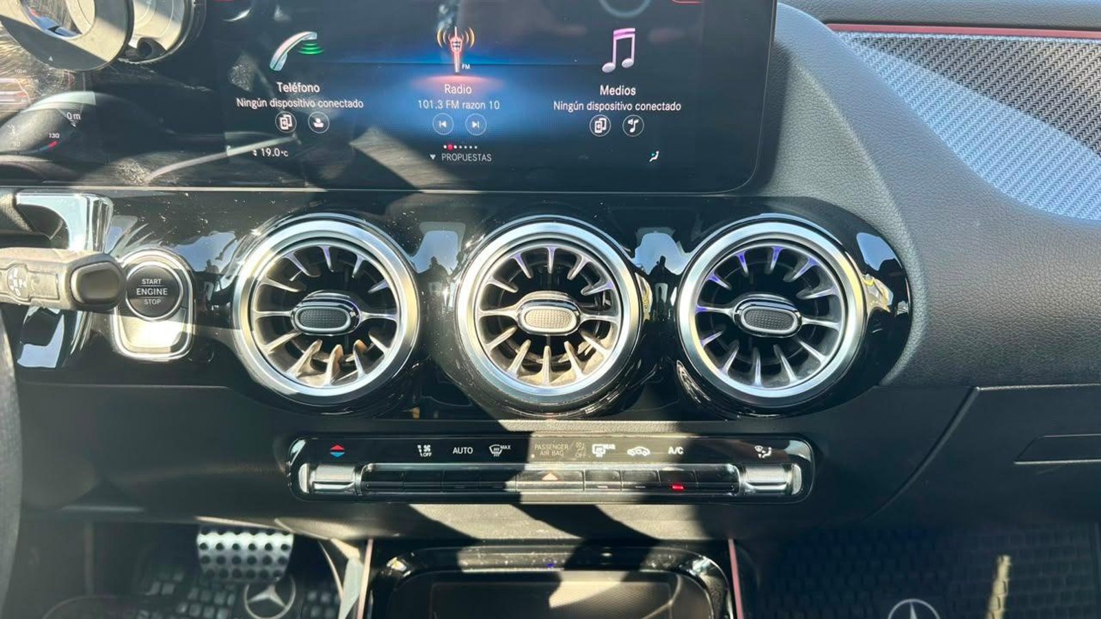 Mercedes-Benz GLA 2022 - Imagen 17 de 20