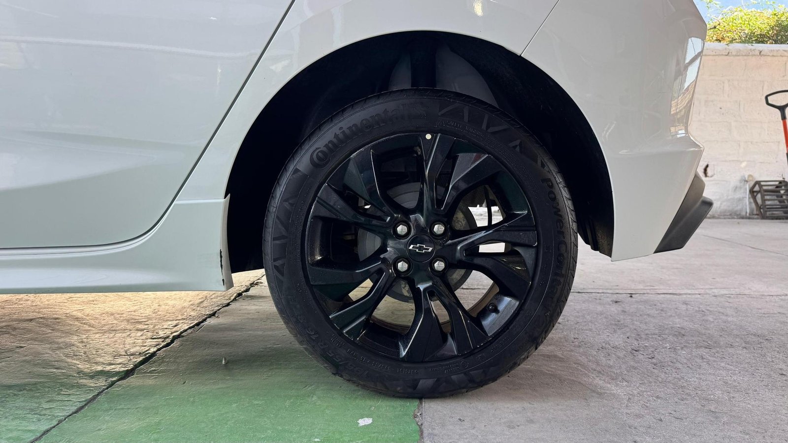 Chevrolet Onix Turbo 2024 - Imagen 5 de 18