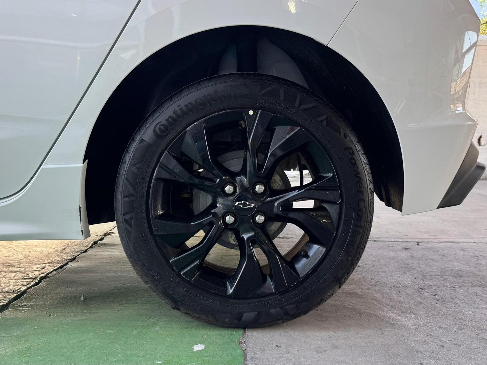 Chevrolet Onix Turbo 2024 - Foto 5 de 18