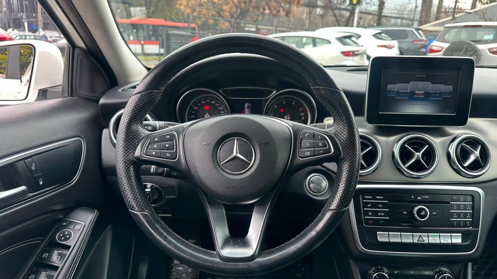 Mercedes-Benz GLA 2019 - Imagen 13 de 20