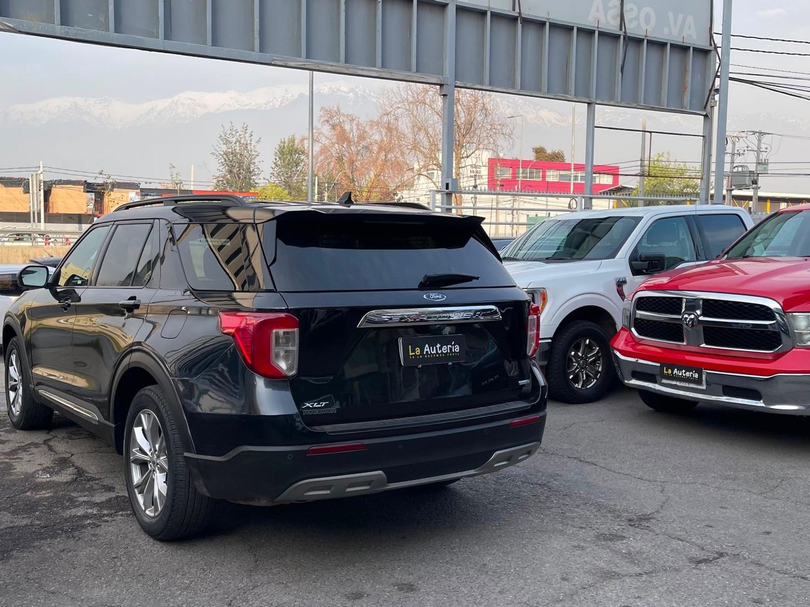 Ford EXPLORER 2024 - Foto 3 de 18