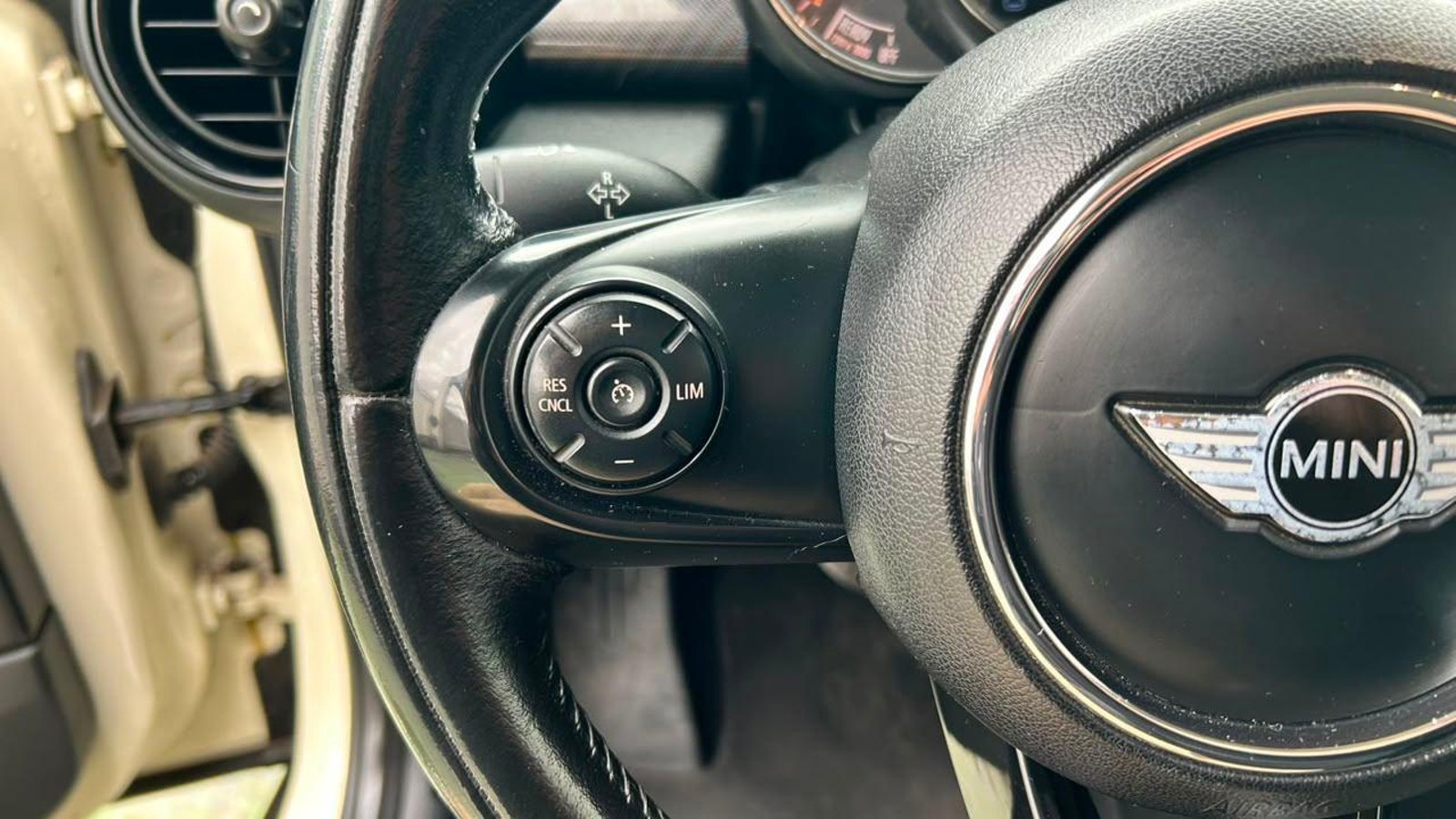MINI F56 Cooper 2016 - Imagen 20 de 20