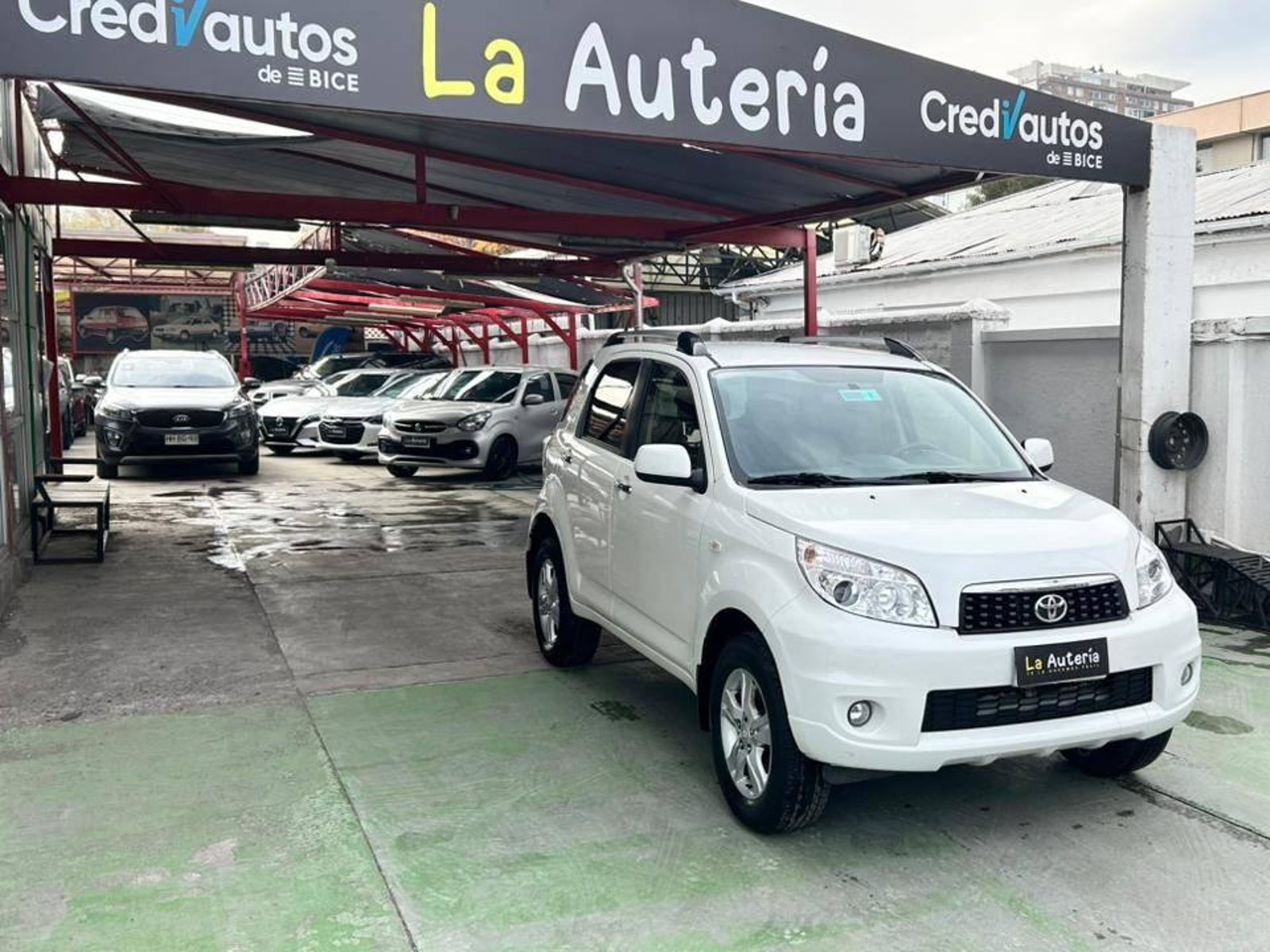 Toyota Rush 2018 - Foto 2 de 19