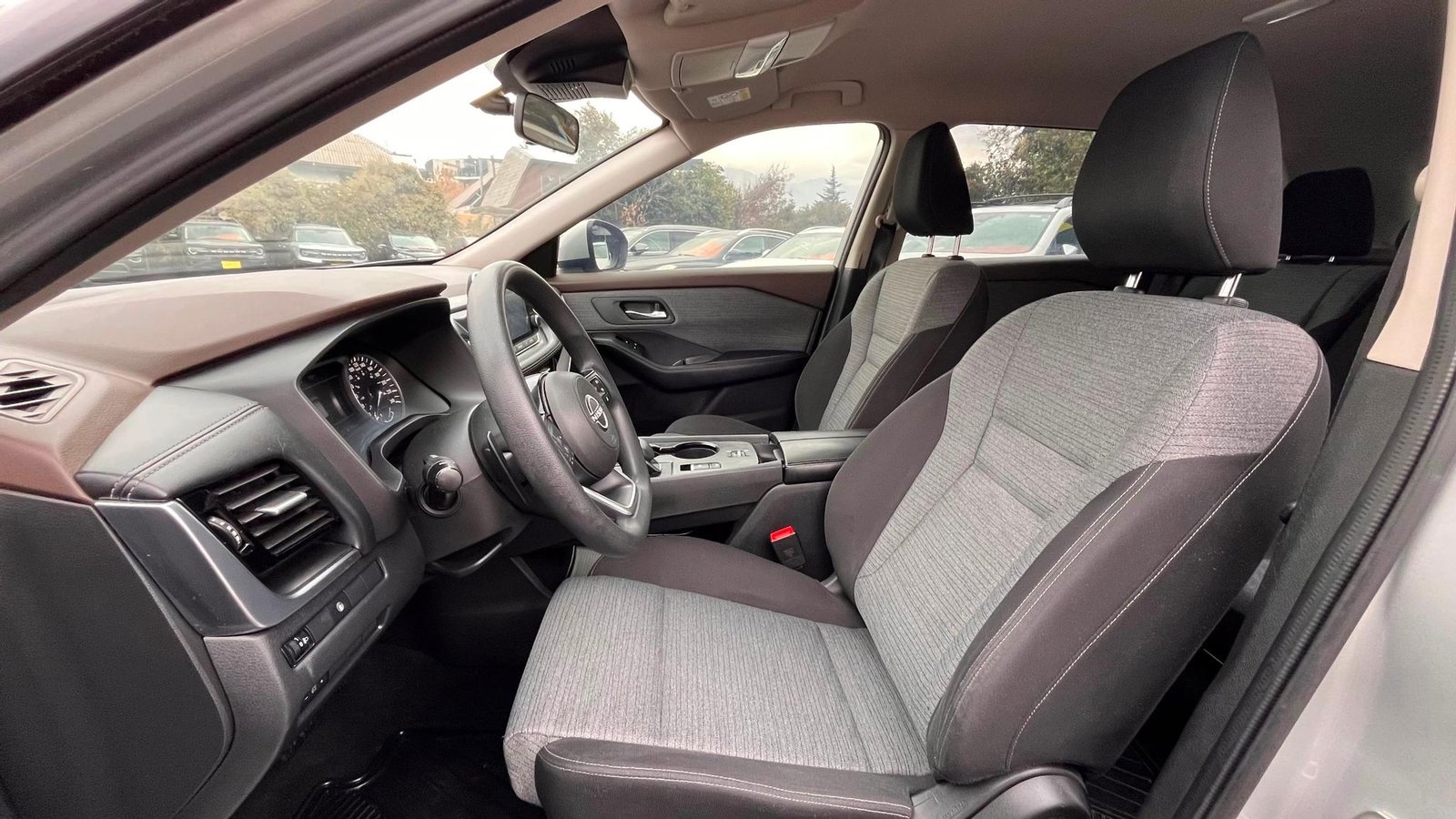 NISSAN X TRAIL 4X2 5P CVT 2.5 2023 - Imagen 5 de 20