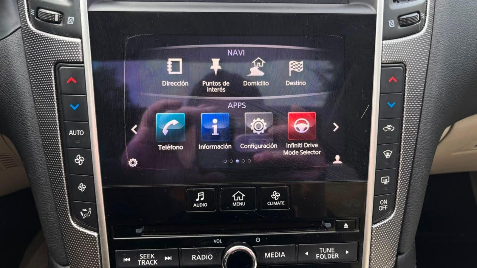 Infiniti Q50 2018 - Imagen 12 de 18