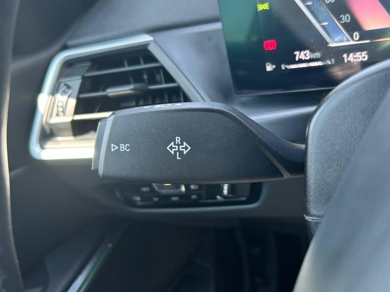 BMW 320I URBAN LCI 2023 - Imagen 19 de 20