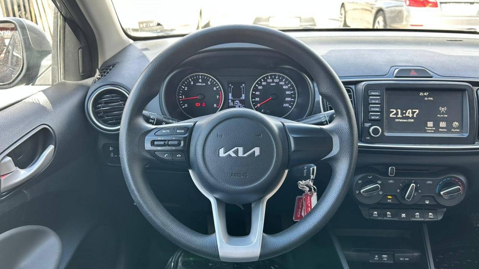Kia SOLUTO 2026 - Imagen 8 de 20
