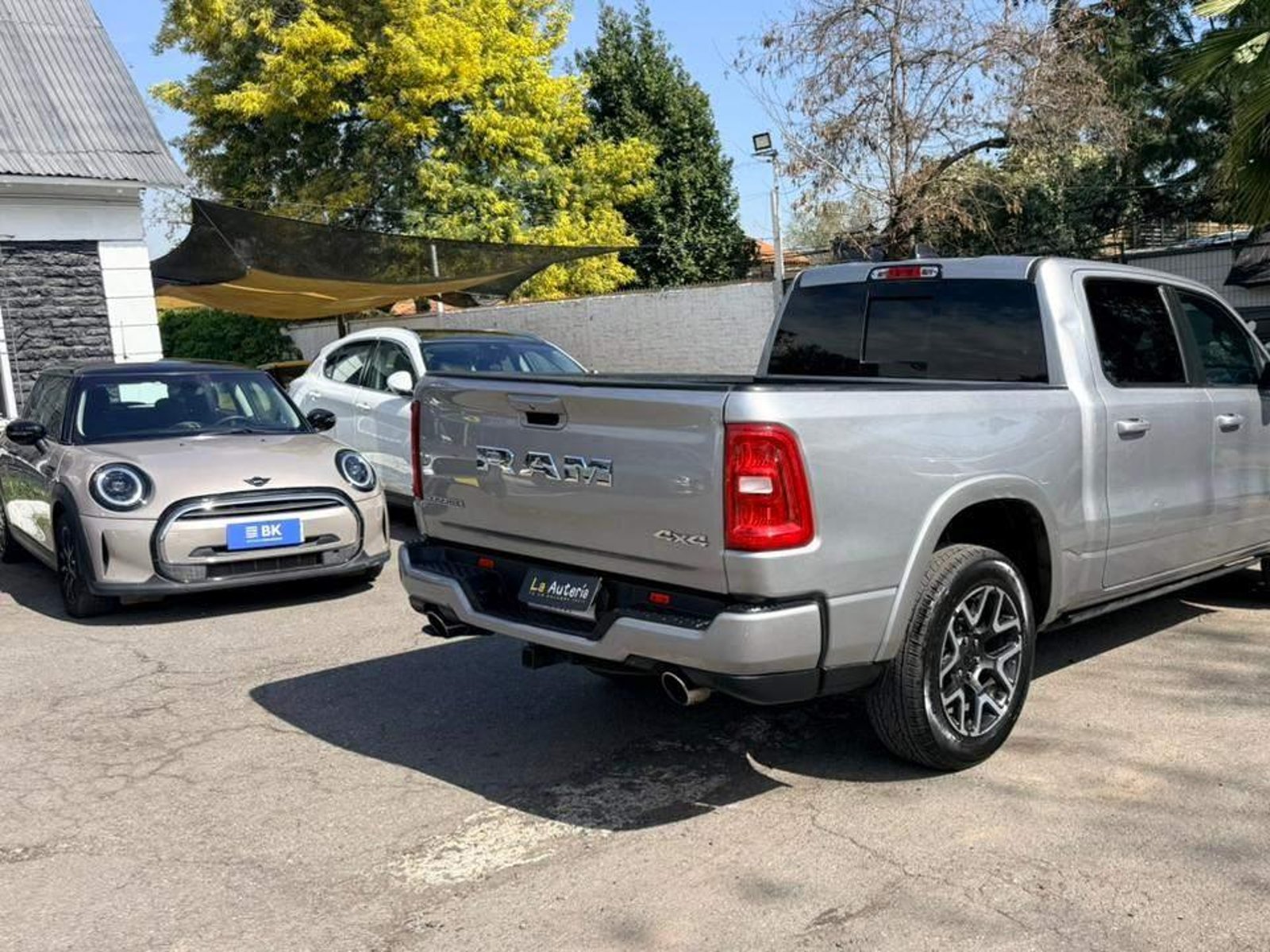 RAM 1500 2025 - Foto 3 de 20