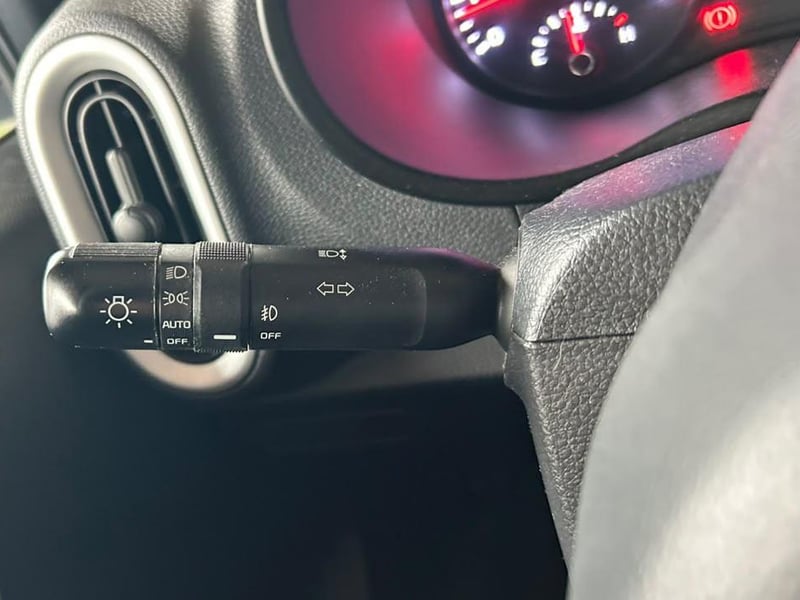 Kia MORNING 2022 - Imagen 14 de 18