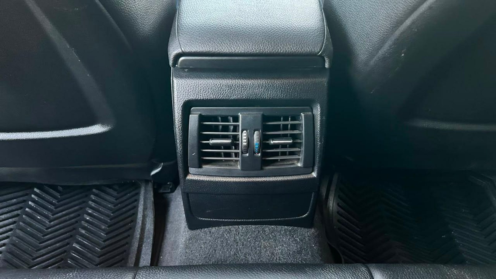 BMW 118D 2019 - Imagen 19 de 20