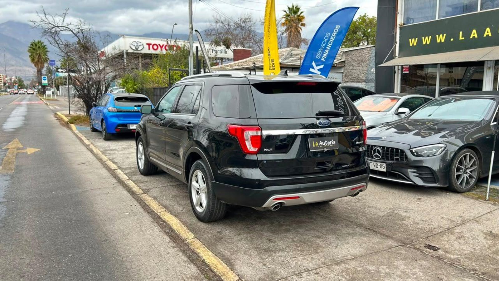 Ford Explorer 2016 - Foto 4 de 20