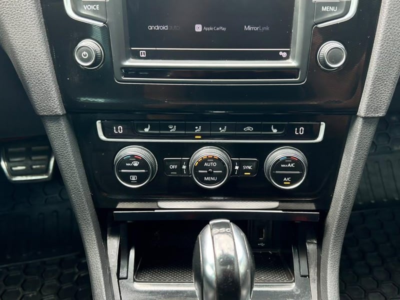 Volkswagen GOLF 2017 - Imagen 16 de 20