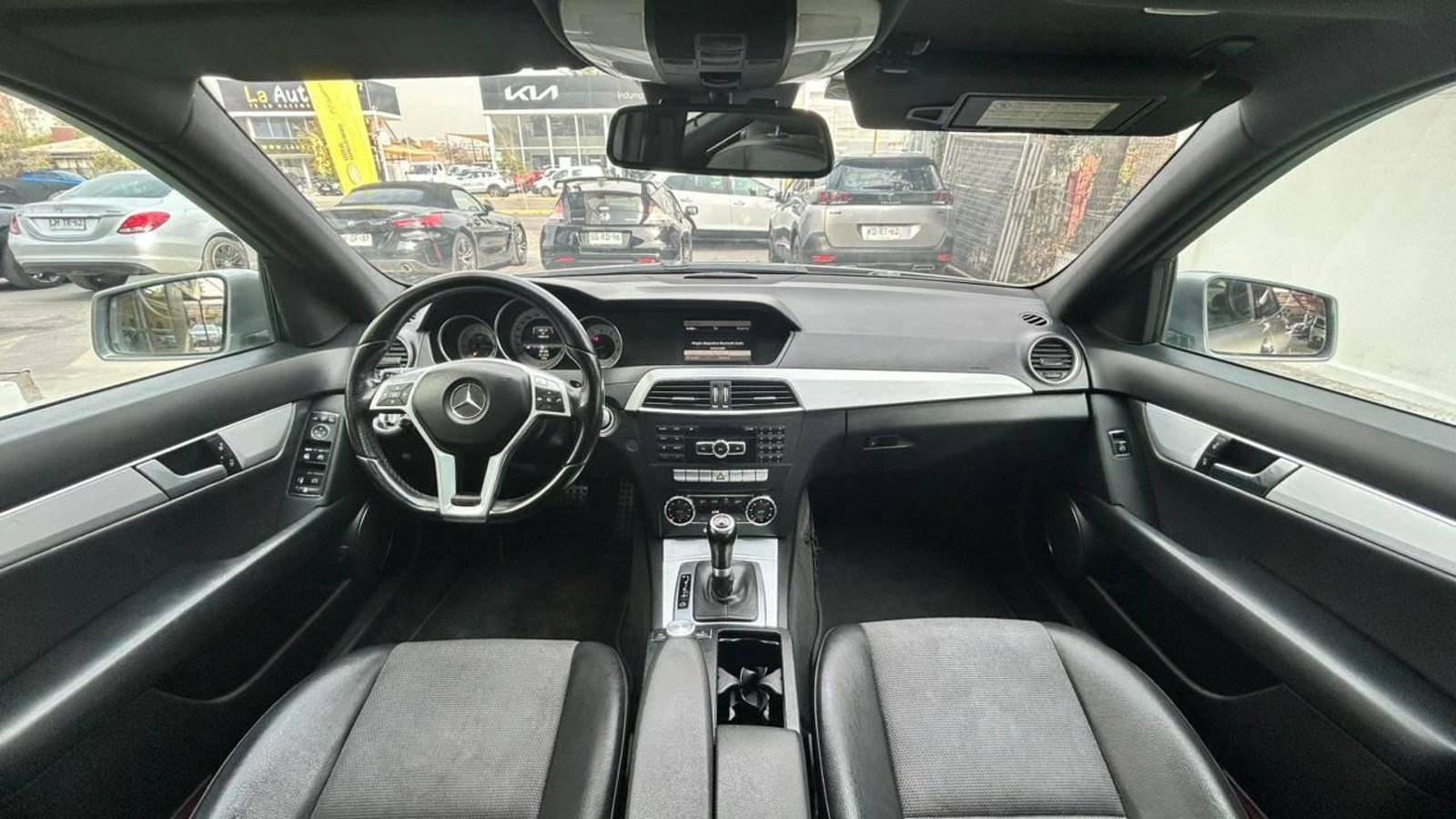 Mercedes Benz C250 2014 - Imagen 9 de 20