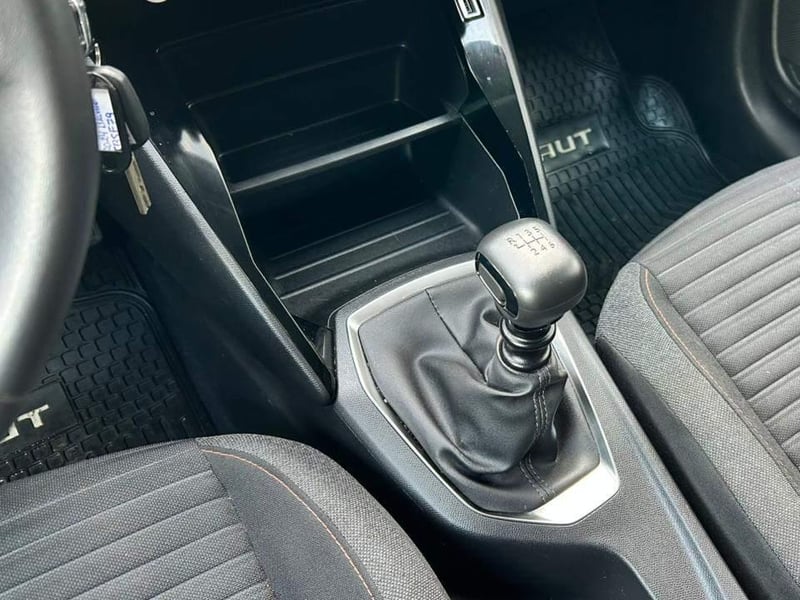 Peugeot 208 2024 - Imagen 12 de 20