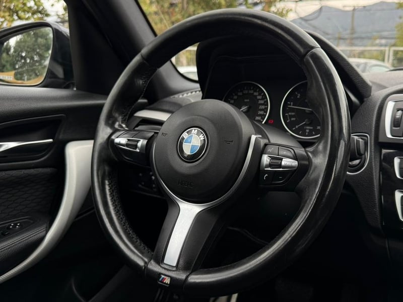 BMW 120i 2017 - Imagen 10 de 20