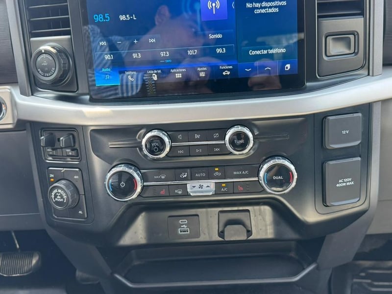 Ford F-150 2023 - Imagen 15 de 20