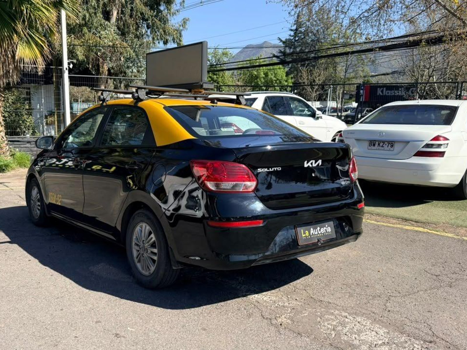 Kia SOLUTO 2025 - Foto 3 de 18