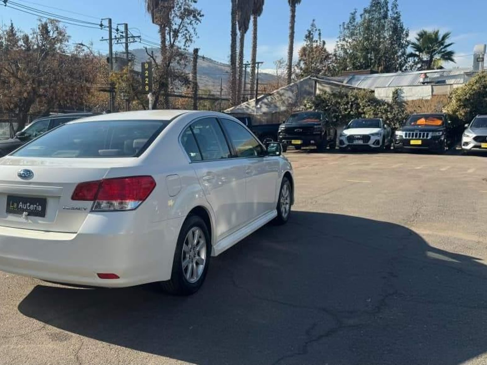 Subaru LEGACY 2011 - Foto 2 de 14