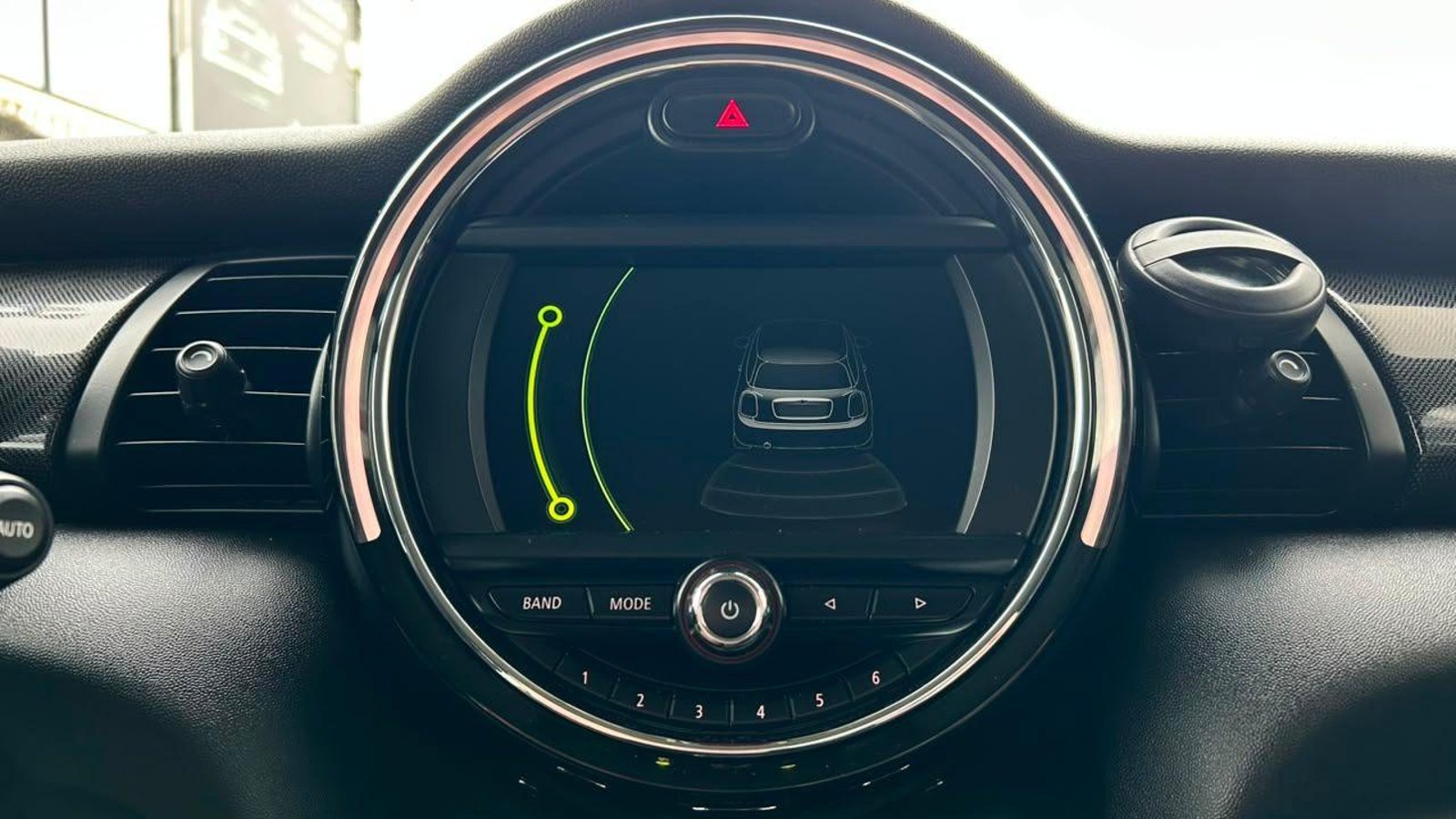 MINI F56 Cooper 2016 - Imagen 15 de 20