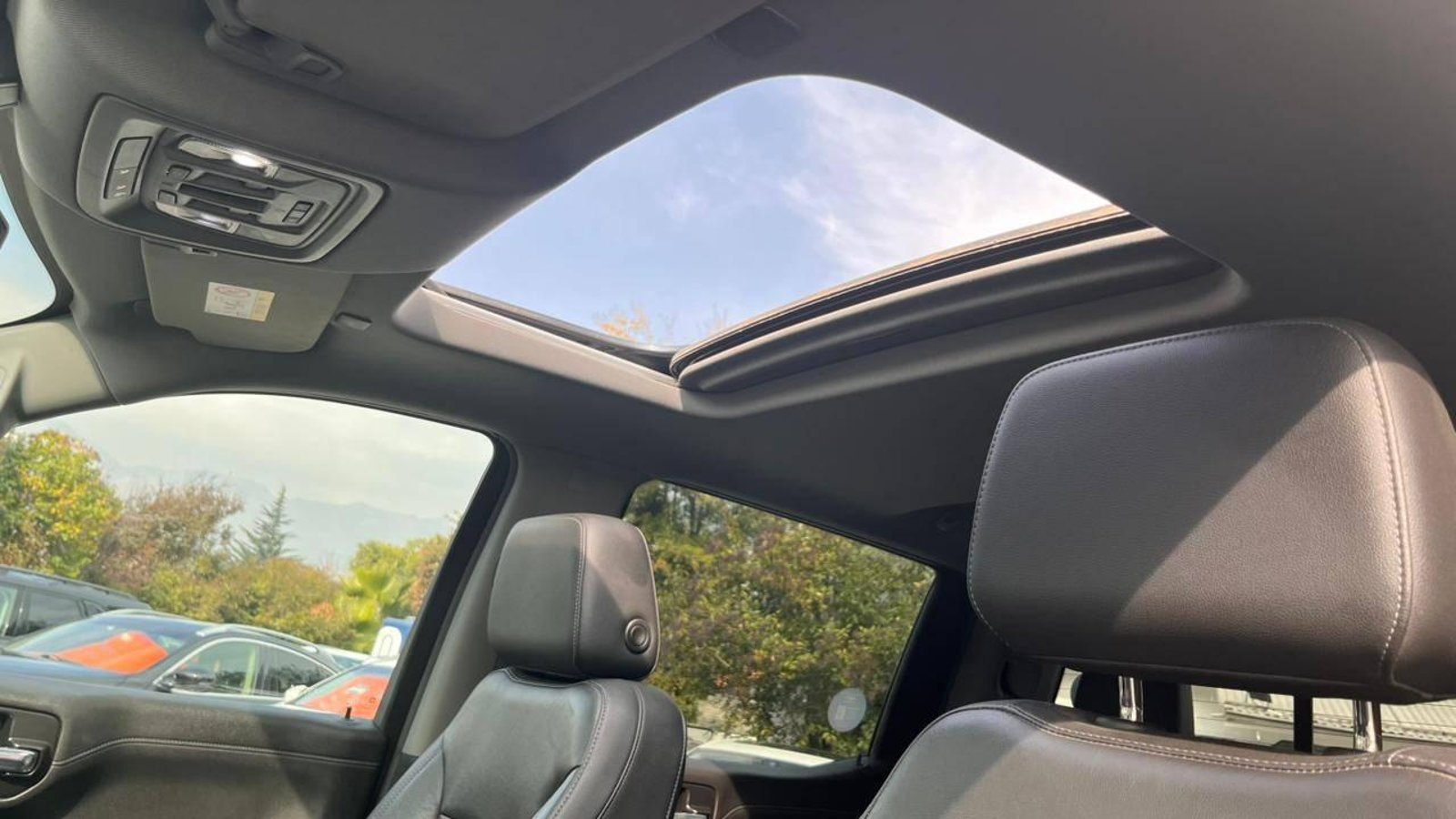 Chevrolet Silverado 2020 - Imagen 8 de 20