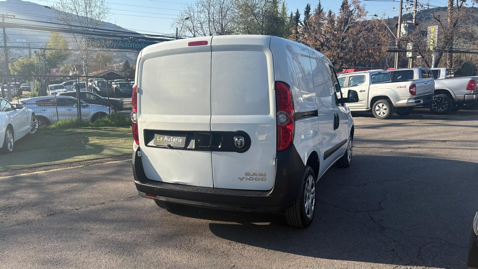 RAM VAN 1000 CARGO 2022 - Imagen 4 de 17