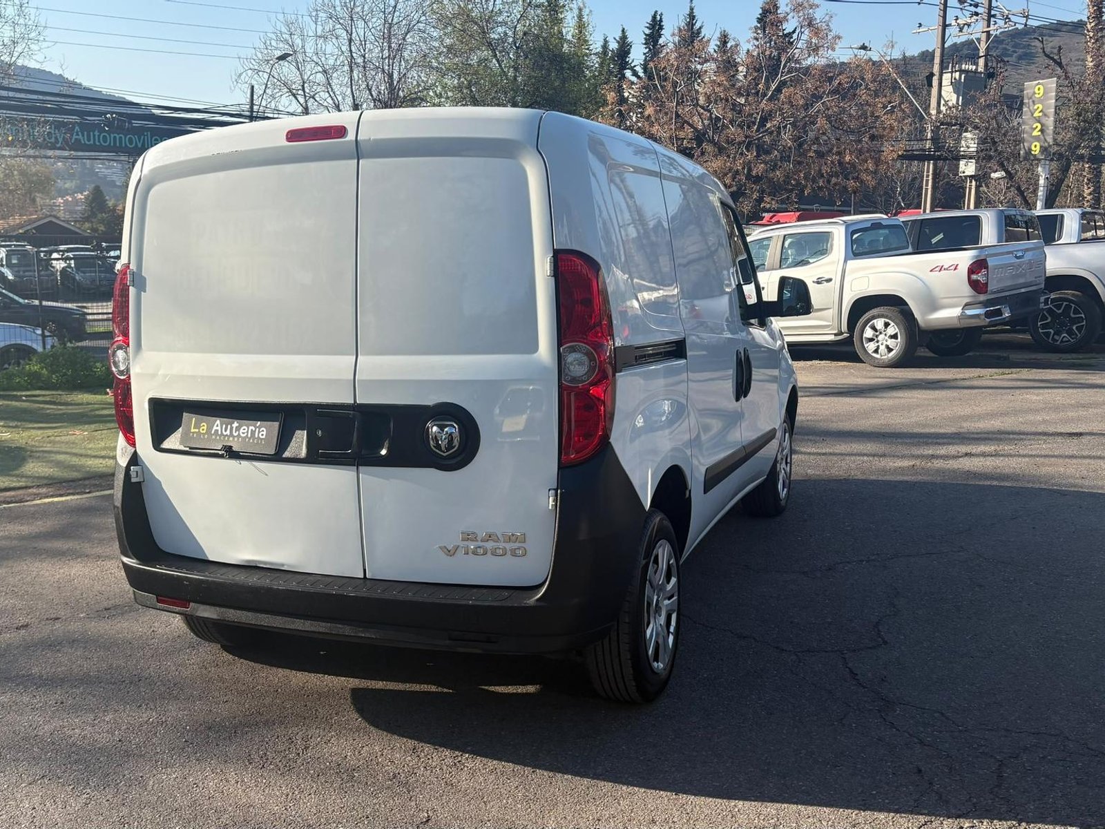 RAM VAN 1000 CARGO 2022 - Foto 4 de 17