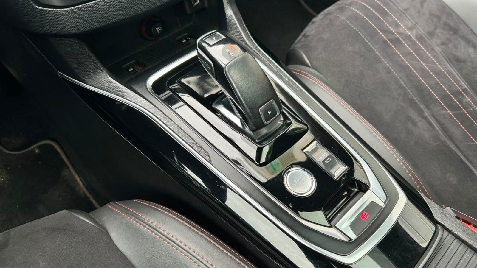 Peugeot 308 2018 - Imagen 17 de 20