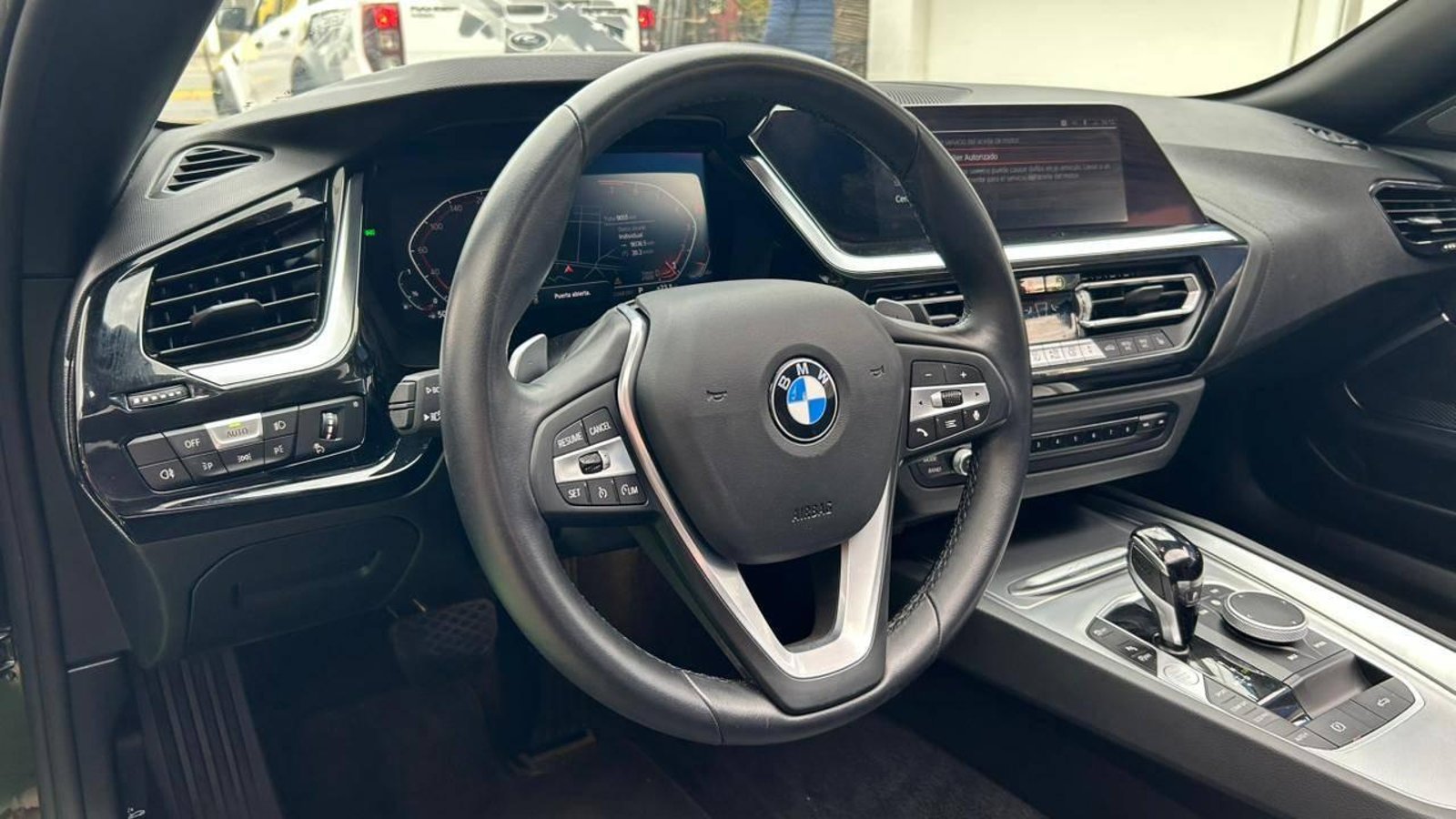 BMW Z4 2025 - Imagen 11 de 20