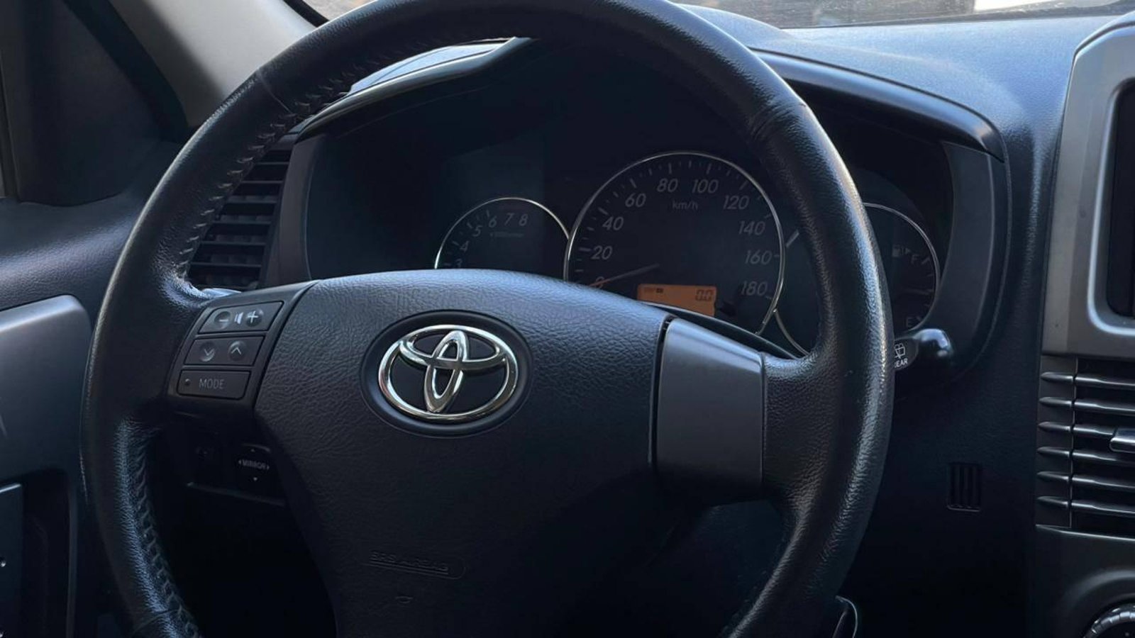 Toyota Rush 2017 - Imagen 6 de 16