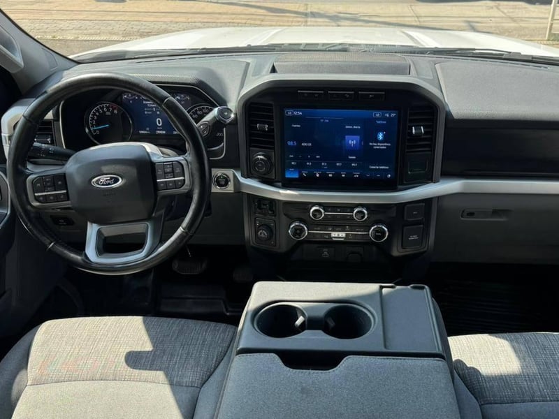 Ford F-150 2023 - Imagen 9 de 20