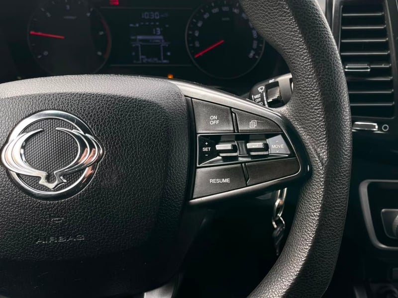 SsangYong GRAND MUSSO 2021 - Imagen 11 de 17