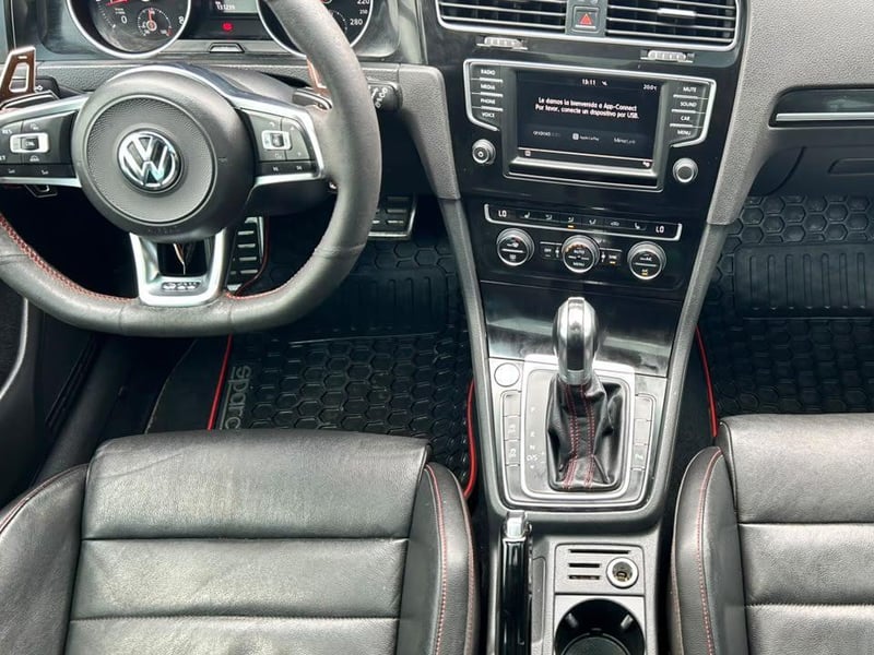 Volkswagen GOLF 2017 - Imagen 15 de 20