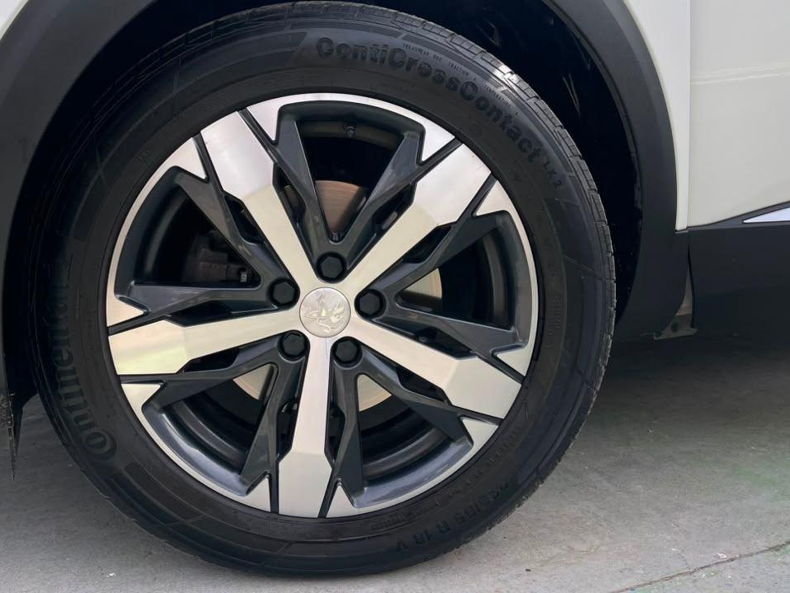 Peugeot 5008 2021 - Foto 5 de 17