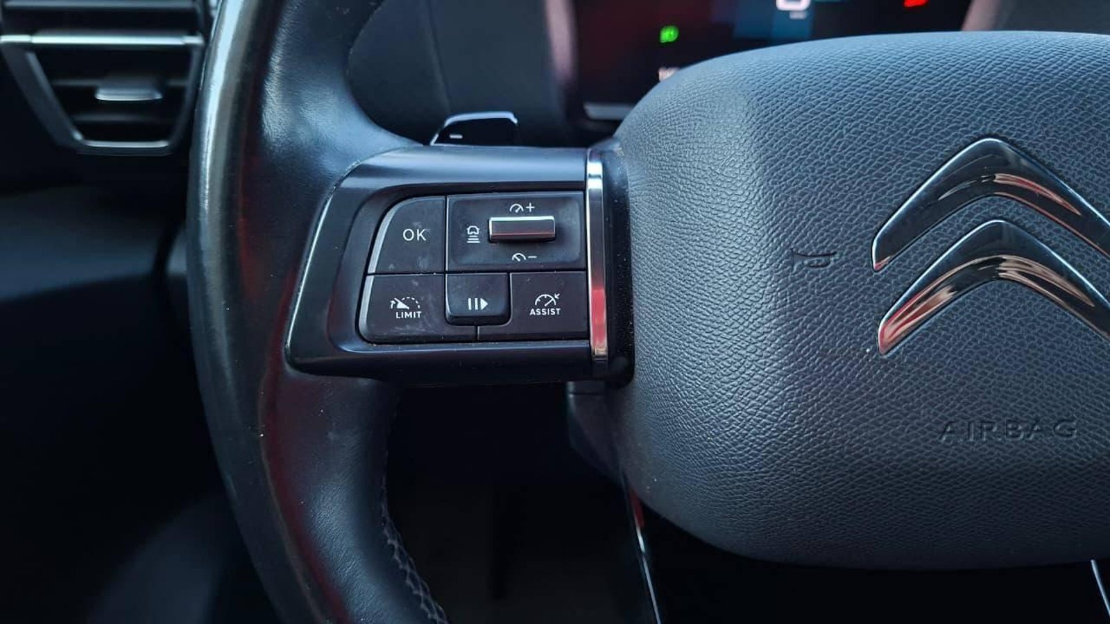 Citroen C4  1.5 AUTO 2023 - Imagen 13 de 19