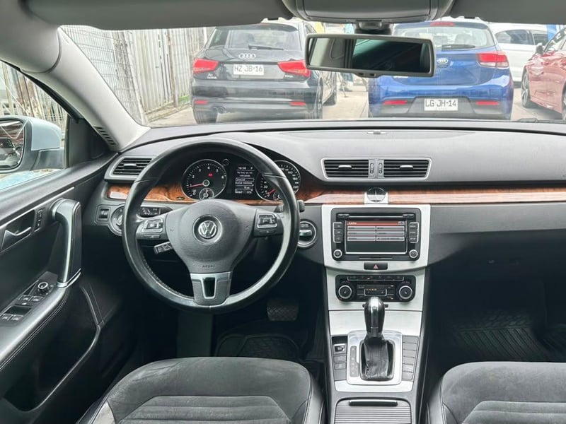 Volkswagen PASSAT 2013 - Imagen 10 de 20
