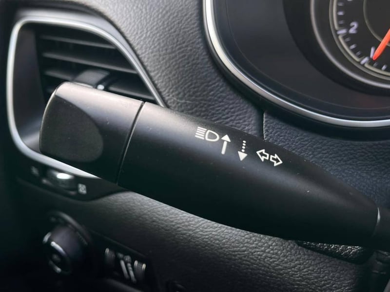 Jeep CHEROKEE 2019 - Imagen 17 de 18