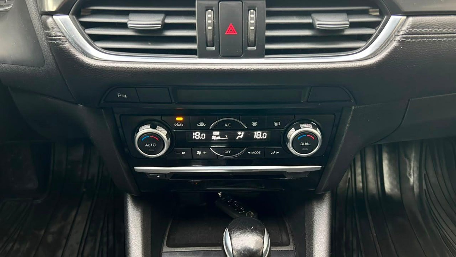 Mazda 6 2016 - Imagen 15 de 20