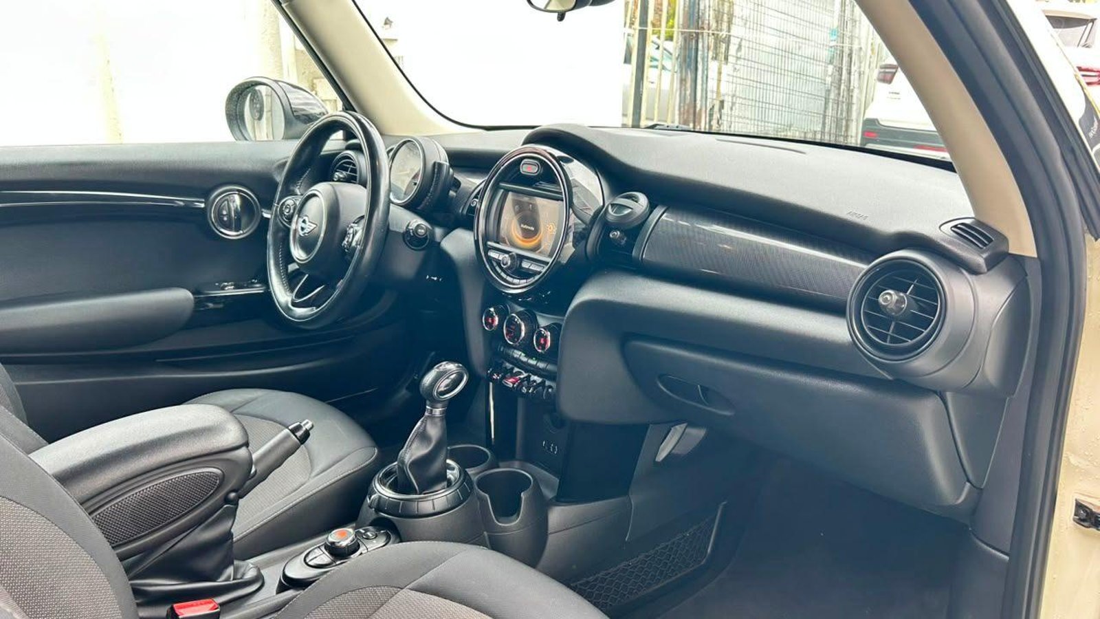 MINI F56 Cooper 2016 - Imagen 9 de 20