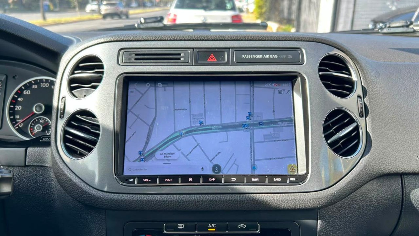 Volkswagen Tiguan 2015 - Imagen 14 de 20